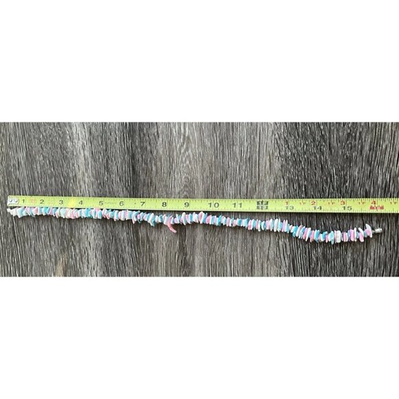 Vintage Puka Shell Chipped Necklace White Pink Light Blue Beach Summer - Picture 10 of 12